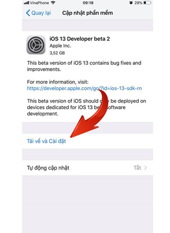 Nhấn tải về và cài đặt để hoàn tất quá trình cài đặt iOS 13 beta 2