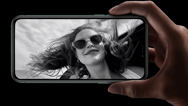 iPhone 11 Pro Max có khả năng quay video chậm bằng camera trước.