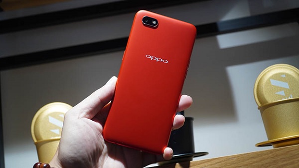 OPPO A1k sở hữu thiết kế đơn giản nhưng đẹp mắt và cuốn hút