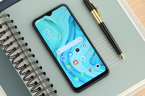 OPPO A1k sở hữu màn hình lớn 6.1 inch, được bảo vệ bởi lớp kính cường lực Corning Gorilla Glass 3