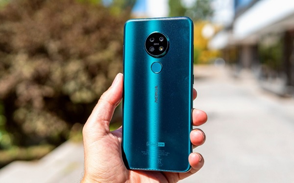 Nokia 7.2 màu xanh