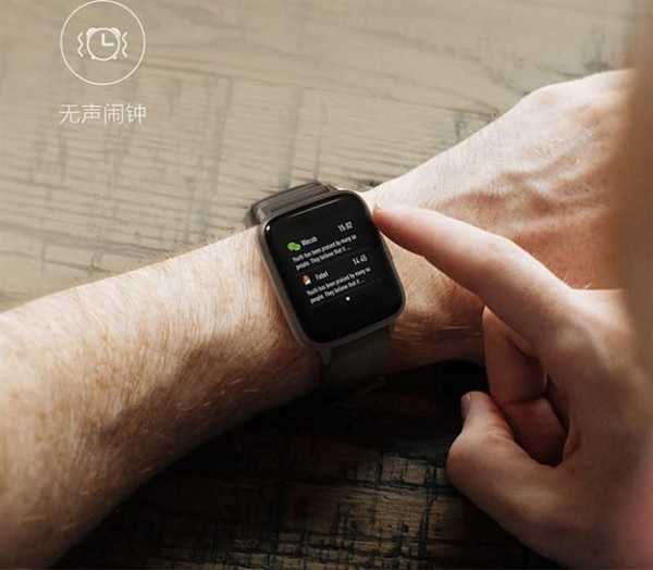 Sở hữu viên pin có thể cung cấp thời lượng sử dụng máy lên tới 14 ngày