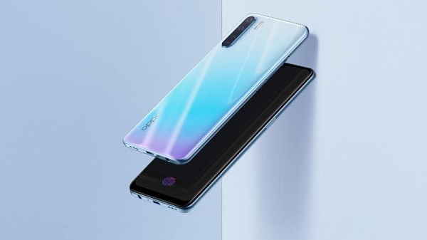 Máy có tới 4 camera sau