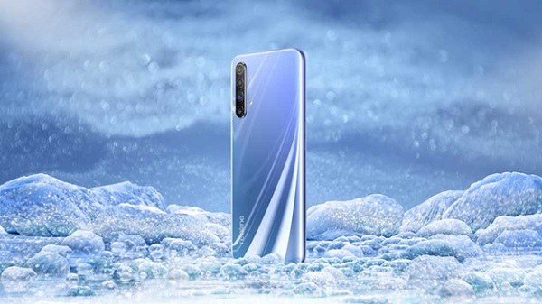 Ảnh Realme X50 do ông Madhav Sheth chia sẻ