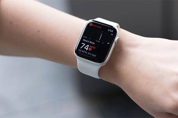 Cách sắp xếp ứng dụng trên Apple Watch series 4 tương tự như các phiên bản tiền nhiệm