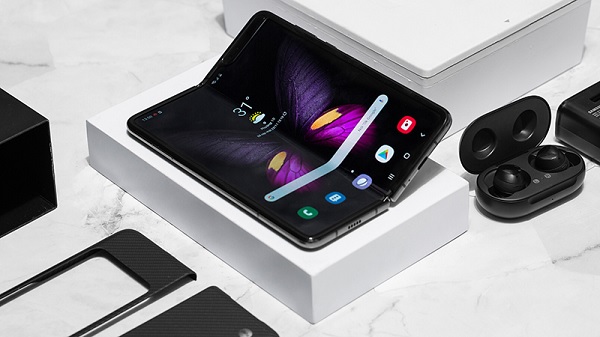 Chi phí sửa chữa smartphone màn hình gập Galaxy Fold