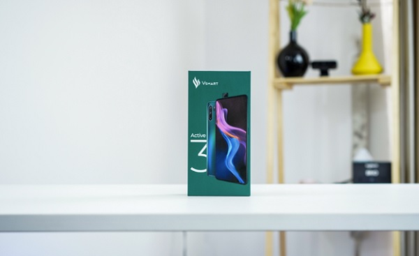 Vỏ hộp màu Xanh Lam cuốn hút ngay từ cái nhìn đầu tiên