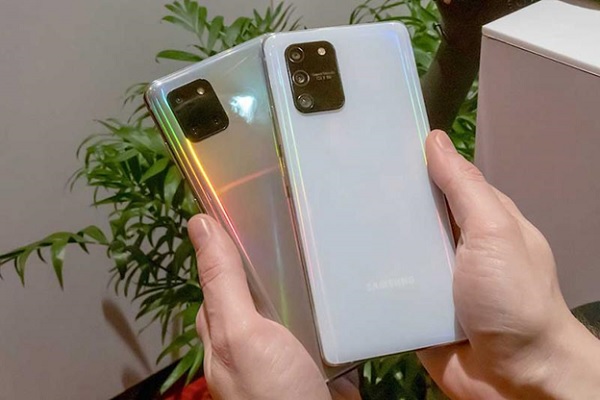 So sánh ngoại hình Samsung Galaxy S10 Lite và Galaxy Note 10 Lite