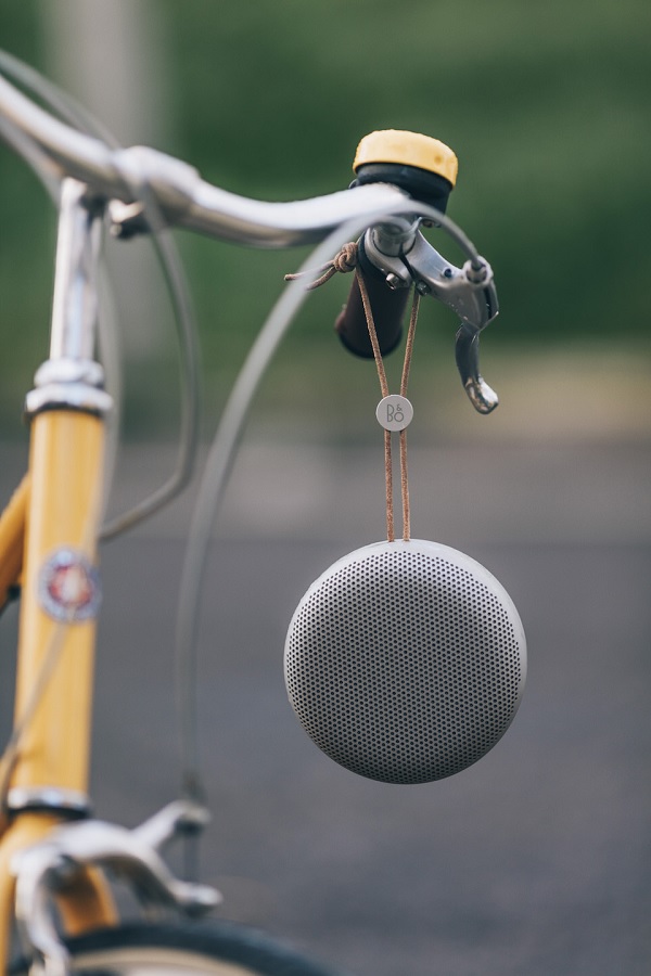 Loa B&O A1 “nhỏ mà có võ”