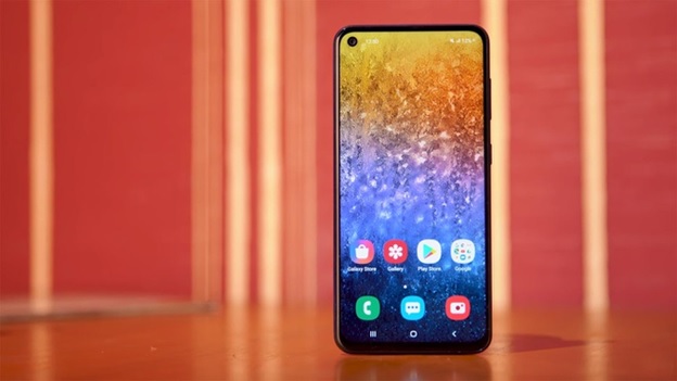 Galaxy A11 sở hữu màn hình đục lỗ sang trọng, hiện đại