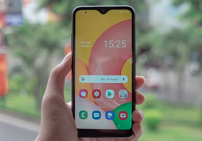 Màn hình nhỏ gọn và sắc nét