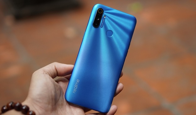 “Ví hẹp” chọn smartphone giá rẻ, có nên mua Realme C3 không?