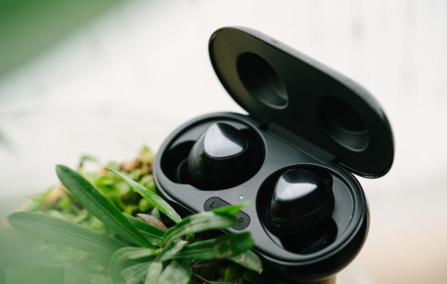 Đánh giá Galaxy Buds+ về thời lượng pin