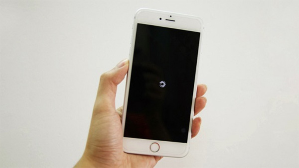 iPhone sạc không vào pin: Nguyên nhân và 7 cách khắc phục