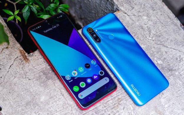 Realme C3 được cài sẵn hệ điều hành Android 10 mới nhất nhưng không được hỗ trợ sạc nhanh