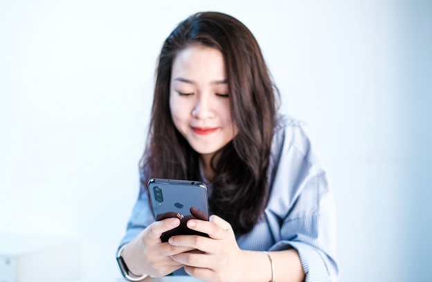 Độ chi tiết ảnh chụp selfie trên Vsmart Joy 3 tốt hơn một chút so với Realme C3