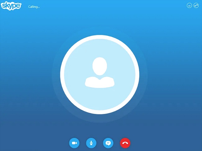 Skype được tích hợp tính năng ghi âm cuộc gọi trong khi WhatsApp thì không có