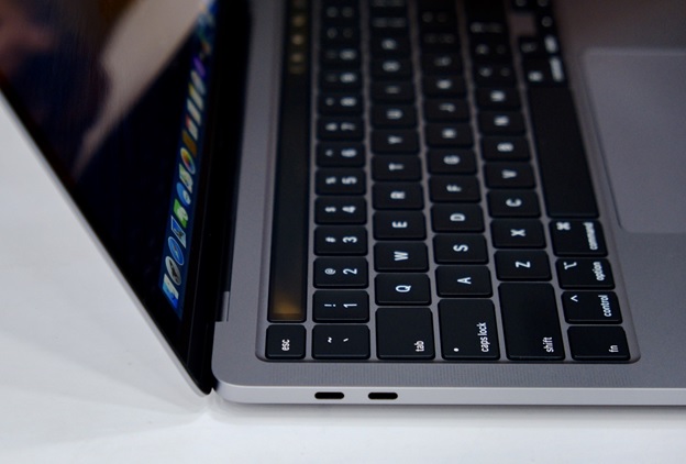 Macbook Pro 13 inch 2020 bản tiêu chuẩn chỉ chạy chip Intel thế hệ 8