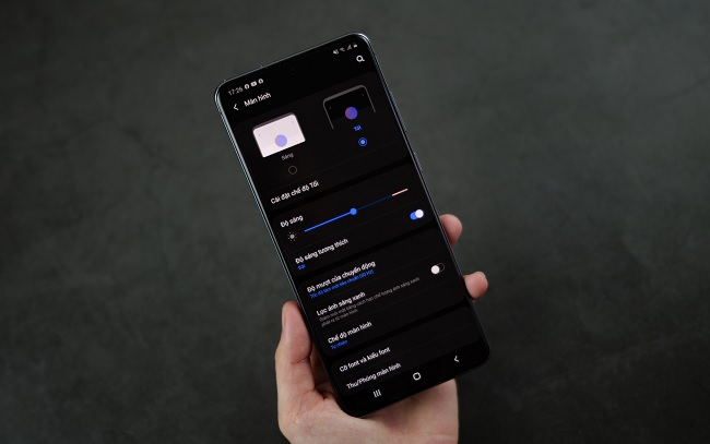 Cài đặt chế độ Dark Mode mọi lúc mọi nơi