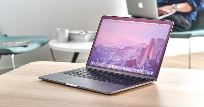 Apple MacBook Pro 13 inch 2020 có tới 2 biến thể sử dụng chip Intel thế hệ thứ 8 và 10