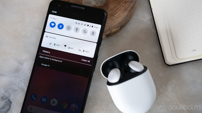 Bất kì smartphone Android hay các thiết bị iOS đều có thể kết nối với Google Pixel Buds 2020