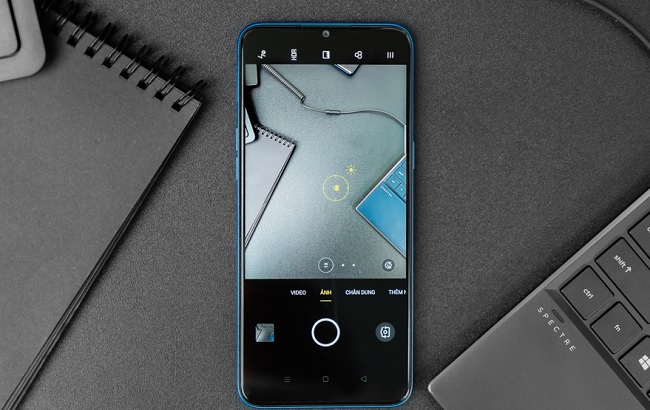 Camera kép 12MP+ 12MP+, hỗ trợ AI chuyên nghiệp