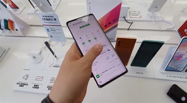 Ảnh thực tế LG Velvet tại một cửa hàng