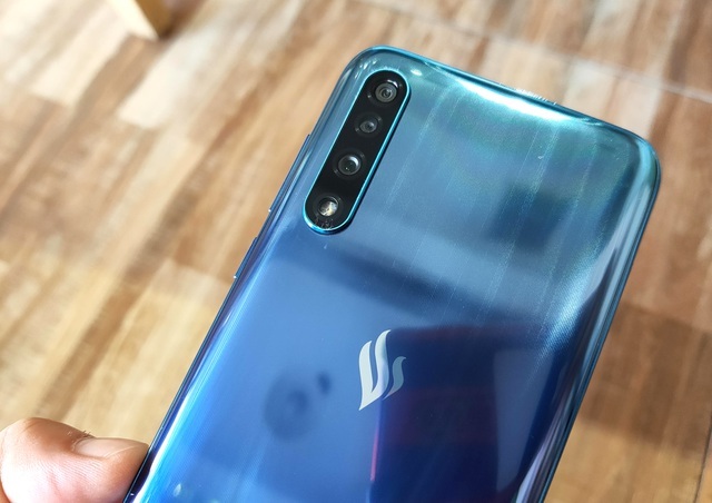 Vsmart Live sở hữu cụm 3 camera sau cùng nhiều tính năng chụp hấp dẫn