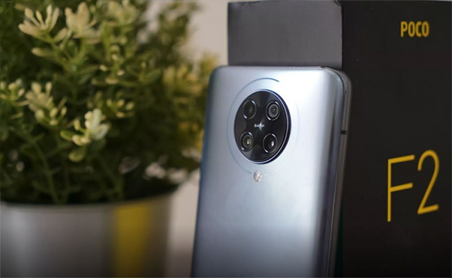 Sở hữu viên pin lớn cùng bộ sạc nhanh 30W giúp máy rút ngắn thời gian sạc