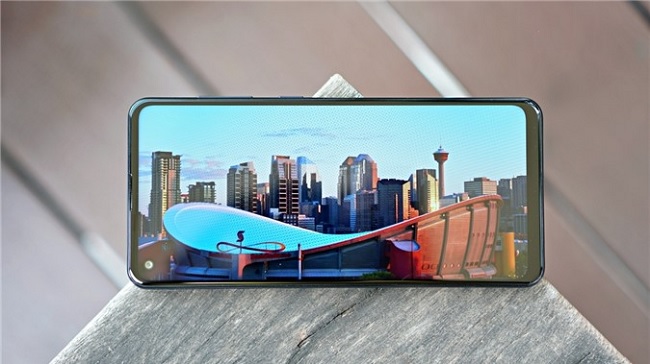 Máy chỉ mất 9% pin khi lướt facebook và lướt web trong 60 phút bằng kết nối Wifi
