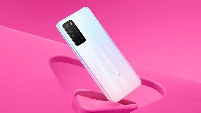 “Lộ nguyên hình” thiết kế Honor Play4 5G: mặt lưng chuyển sắc, camera 64MP, 3 màu Đen, Xanh và Trắng