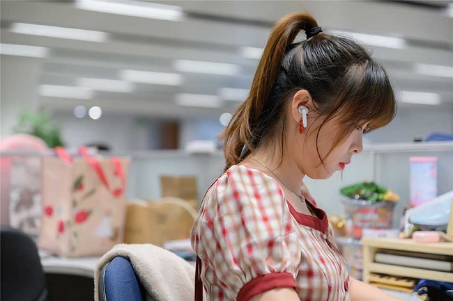 Cặp tai nghe này có độ sâu giảm nhiễu đạt ngưỡng 35db