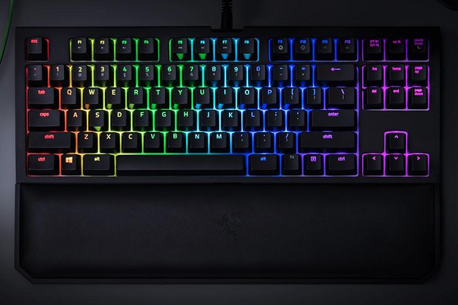 Blaclit keyboard giúp sử dụng máy tính ở những nơi thiếu sáng