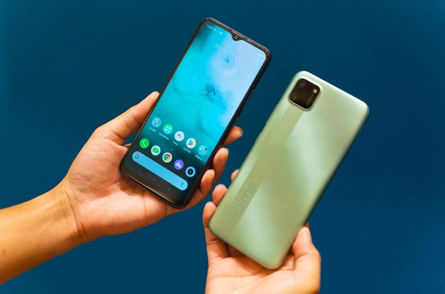 Máy được cài sẵn hệ điều hành Android 10 cùng giao diện Realme UI 1.0