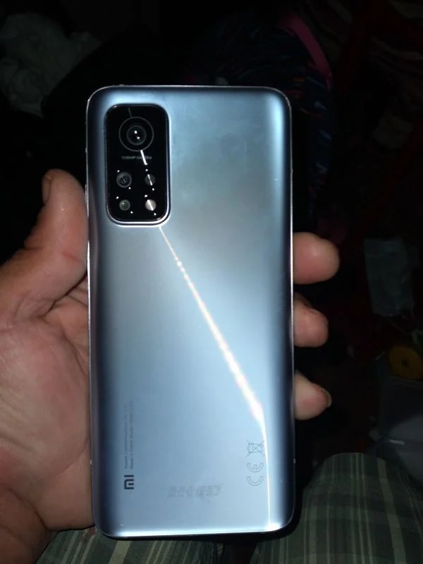 Mặt sau của Xiaomi Mi 10T Pro