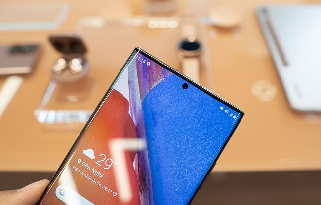Galaxy Note 20 Ultra được tích hợp màn hình tần số quét 120Hz