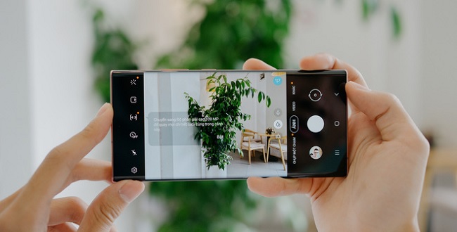 Sở hữu cụm 3 camera sau với camera chính lên tới 108MP