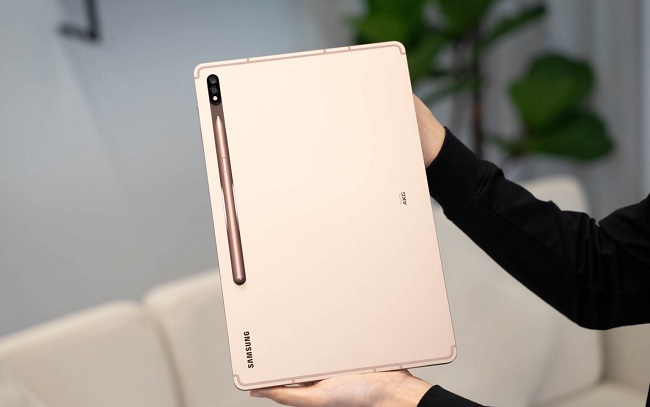 Mặt sau của Galaxy Tab S7+