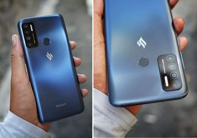 Mặt lưng của Vsmart Live 4 được làm từ chất liệu nhựa, phủ thêm lớp nhám. 4 camera xếp dọc được đặt trong mô-đun hình chữ nhật khá lớn, nằm ở góc phía trên bên trái của mặt lưng