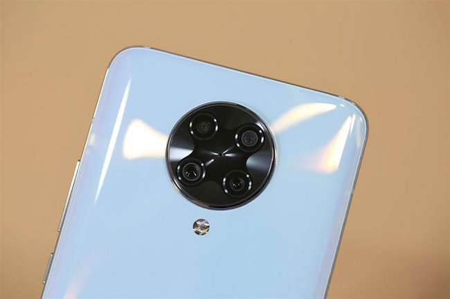 Sở hữu cụm 4 camera sau với camera chính lên tới 64MP