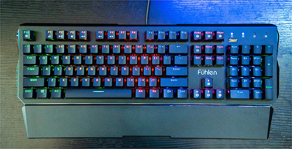 Fuhlen Destroyer Blue Switch được trang bị khả năng chống thấm nước