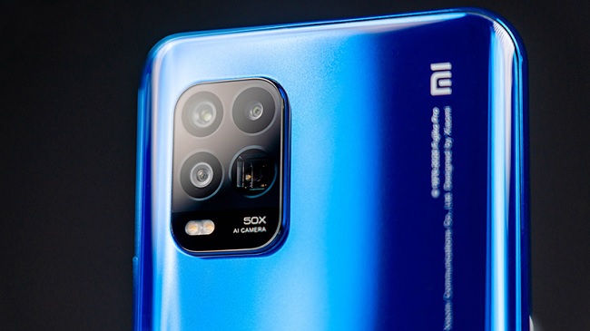 Cận cảnh cụm camera trên Mi 10 Youth Doraemon