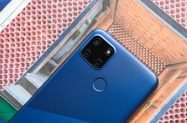 Camera sau của Realme C12