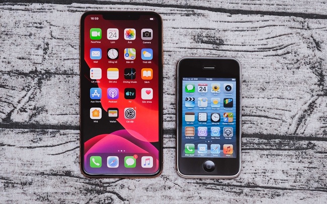iPhone 11 Pro sở hữu màn hình lớn hơn rất nhiều iPhone 3GS