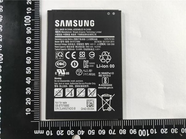 Viên pin dung lượng 4.900mAh
