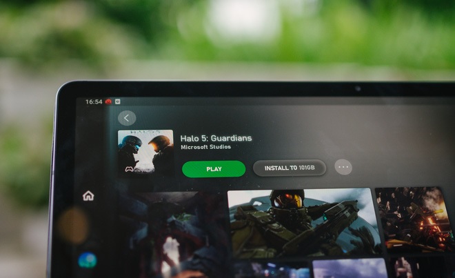 Game được hỗ trợ trong cloud gaming nút “Play” sẽ hiển thị màu xanh và có thể chơi ngay
