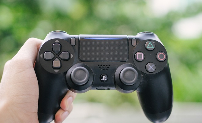 Tay cầm chơi game là một thiết bị bắt buộc cần có để trải nghiệm dịch vụ x Cloud