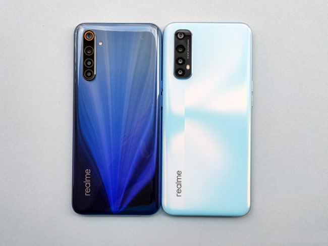 Mặt lưng Realme 7 được hoàn thiện có tính thẩm mỹ cao hơn so với người tiền nhiệm