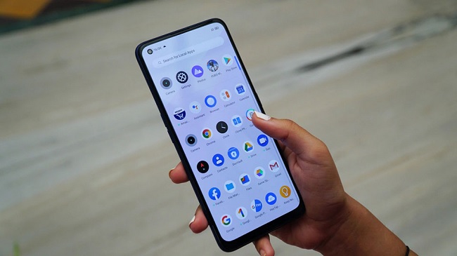 Realme 7 Pro chạy trên vi xử lý Snapdragon 720G, RAM 6GB/8GB, ROM 128GB và trên hệ điều hành Android 10, sử dụng giao diện Realme UI
