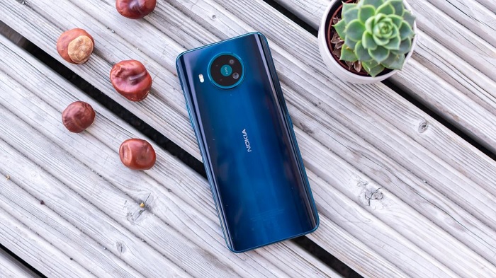 Nokia 8.3 5G chỉ có một màu duy nhất là Xanh lam (Polar Night)